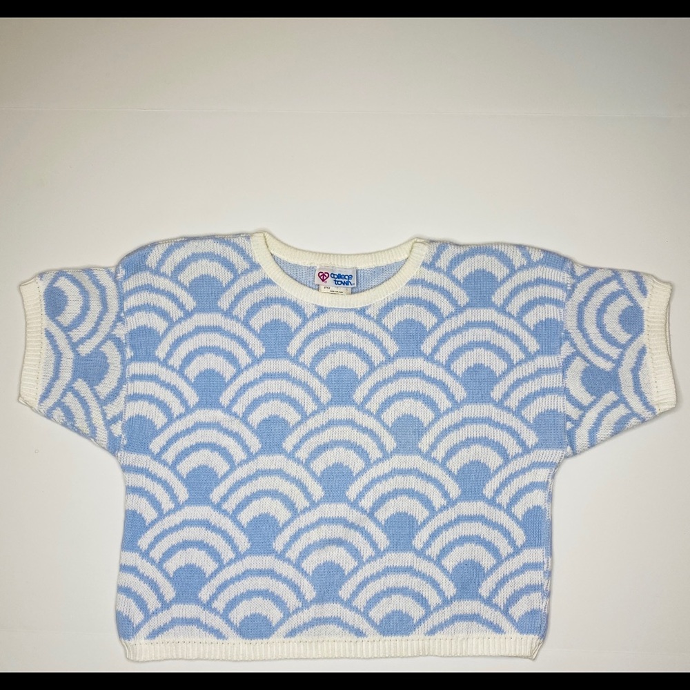 70s college town short sleeve sweater